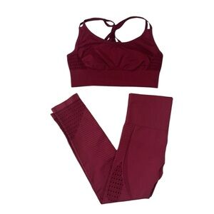 Amazon 2 piece workout set Sz S/M - Magenta